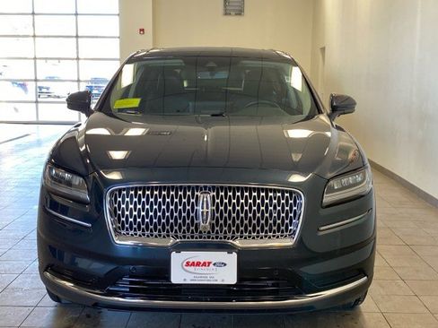 Used 2022 Lincoln Nautilus Reserve image 3