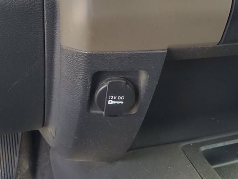 Used 2012 RAM 2500 ST w/ Chrome Appearance Group AWD/4WD image 18