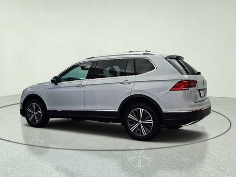 Used 2018 Volkswagen Tiguan SE FWD image 4