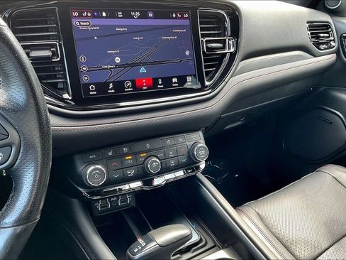 Used 2022 Dodge Durango R/T RWD image 15