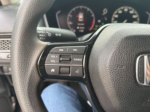 Used 2025 Honda Civic LX image 21