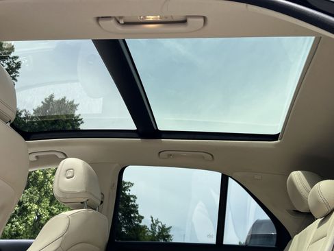 Certified 2024 Mercedes-Benz GLE 350 4MATIC image 29