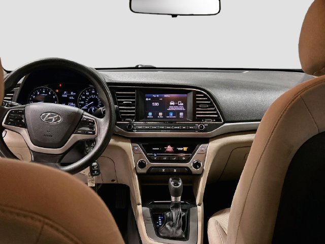 Used 2017 Hyundai Elantra SE FWD image 20