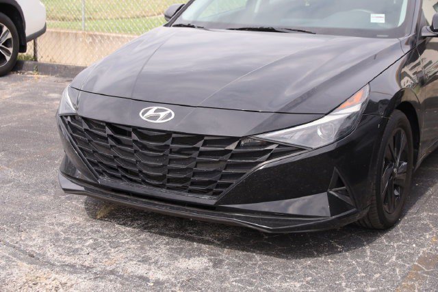 Used 2021 Hyundai Elantra SEL FWD image 5