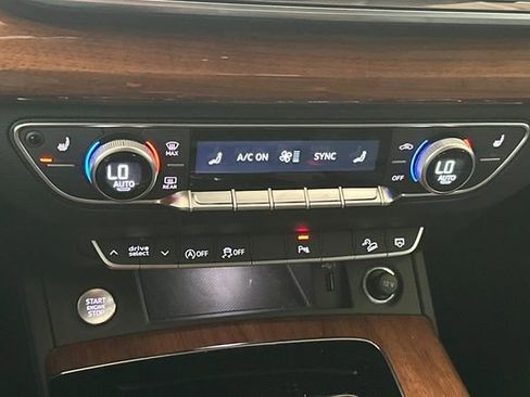 Used 2023 Audi Q5 2.0T Premium w/ Convenience Package image 25