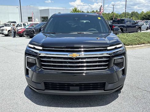 New 2026 Chevrolet Traverse LT FWD image 3