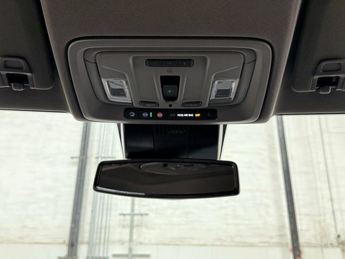 Used 2024 GMC Sierra 1500 SLT w/ SLT Premium Plus Package image 27