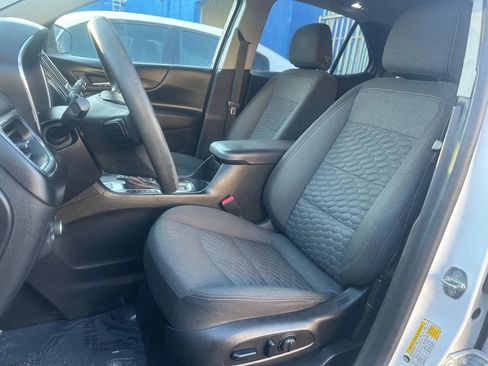 Used 2020 Chevrolet Equinox LT image 8