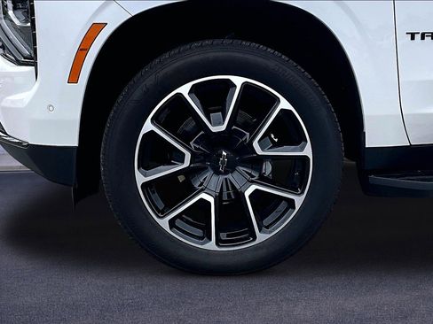 Used 2025 Chevrolet Tahoe RST w/ Comfort Package AWD/4WD image 35
