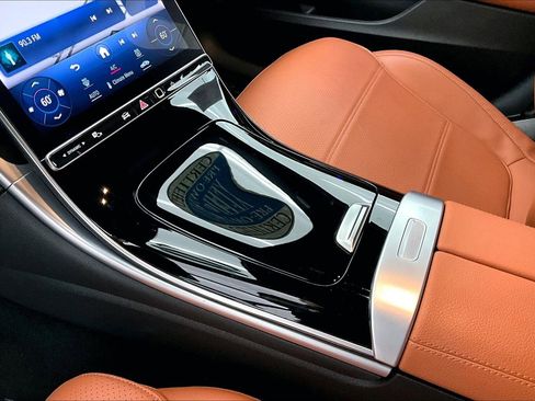 Certified 2024 Mercedes-Benz C 300 Sedan image 15