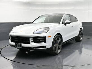 Certified 2024 Porsche Cayenne video 1