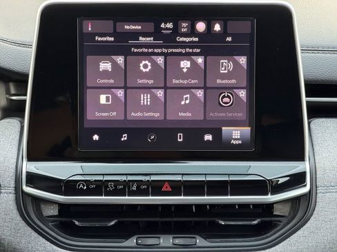 Used 2022 Jeep Compass Latitude image 13