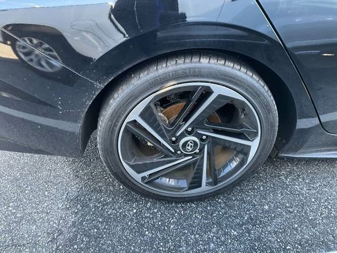 Used 2023 Hyundai Elantra N Line image 12