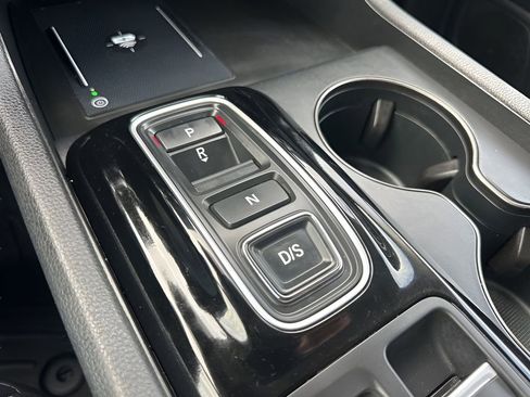 Used 2024 Honda Pilot EX-L image 18