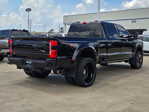 Used 2025 Ford F350 Platinum AWD/4WD image 3