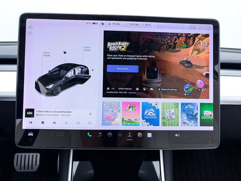 Used 2020 Tesla Model 3 Performance image 21