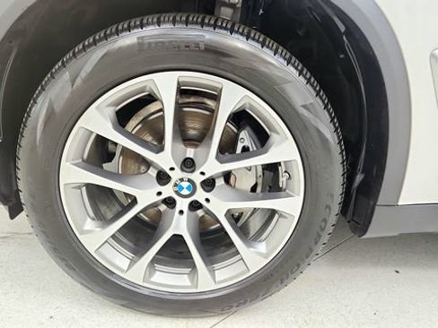 Used 2024 BMW X5 sDrive40i w/ Premium Package RWD image 81