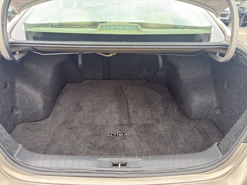 Used 2014 Nissan Altima 2.5 SL FWD image 34