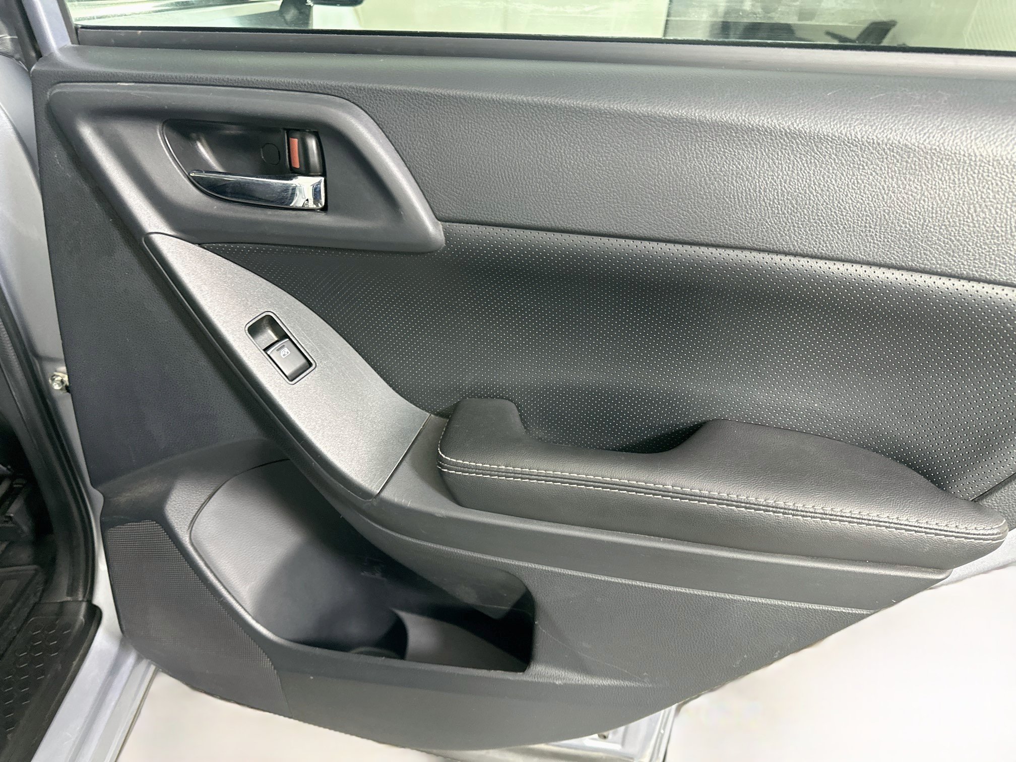 Used 2017 Subaru Forester 2.0XT Premium w/ Popular Package #2A AWD/4WD image 28