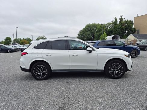 Certified 2026 Mercedes-Benz GLC 300 4MATIC image 4