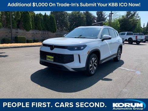 Used 2025 Volkswagen Tiguan S AWD/4WD image 1