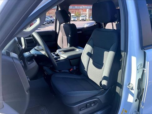 Used 2023 Chevrolet Silverado 1500 Custom image 10