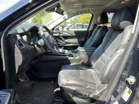 Used 2018 MAZDA CX-9 Touring w/ Touring Premium Package FWD image 9