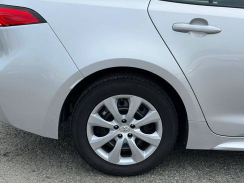 Used 2023 Toyota Corolla LE FWD image 36