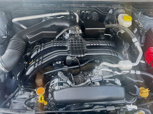 Used 2024 Subaru Crosstrek 2.0i Premium AWD/4WD image 37