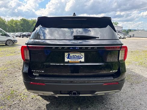 New 2026 Ford Explorer Active w/ Active Comfort Package AWD/4WD image 7