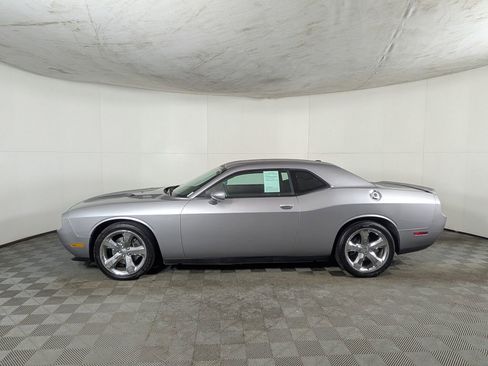 Used 2014 Dodge Challenger R/T w/ Sound Group II image 3