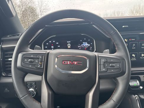Used 2023 GMC Sierra 1500 AT4 w/ Technology Package image 18