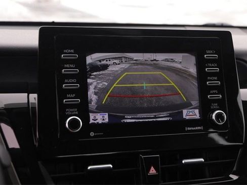 Used 2022 Toyota Camry SE image 17