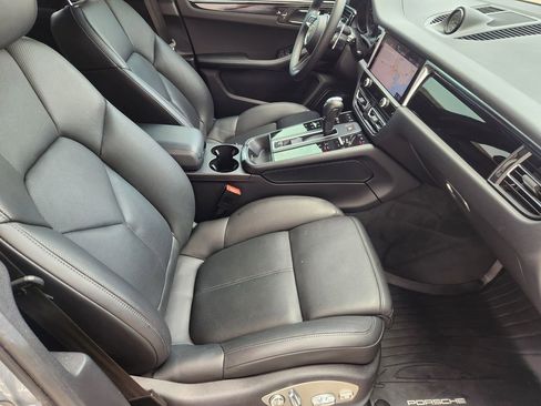 Used 2022 Porsche Macan AWD/4WD image 14