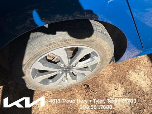 Certified 2023 Kia Rio S w/ Technology Package FWD image 11