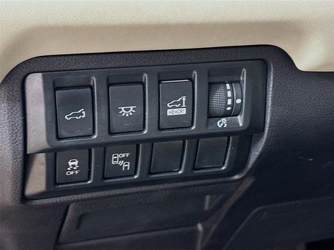 Used 2020 Subaru Ascent Limited w/ Technology Package image 11