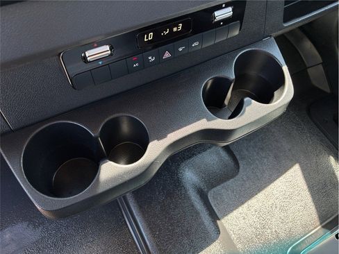 Used 2021 Mercedes-Benz Sprinter 4500 image 25