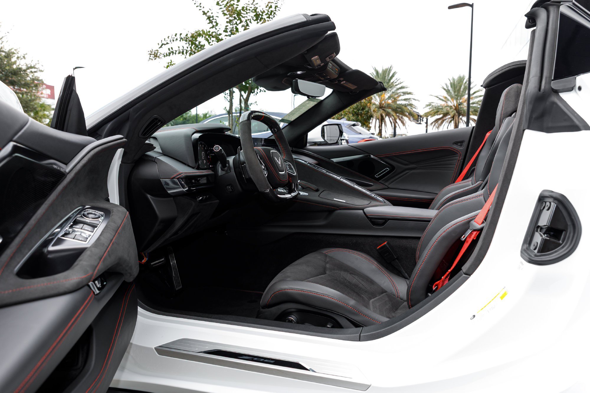 Used 2024 Chevrolet Corvette Z06 w/ Stealth Interior Trim Package RWD image 23