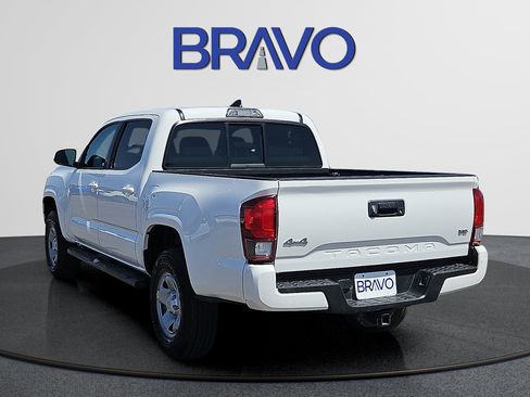 Used 2019 Toyota Tacoma SR AWD/4WD image 3