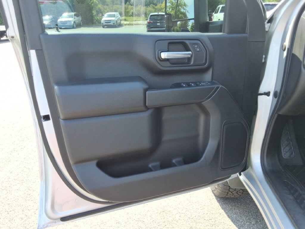 Certified 2022 Chevrolet Silverado 2500 Custom w/ Custom Value Package AWD/4WD image 22
