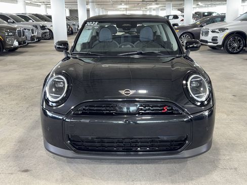 Used 2025 MINI Cooper S FWD image 3