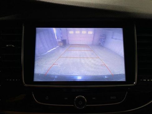 Used 2018 Buick Encore Essence FWD image 13