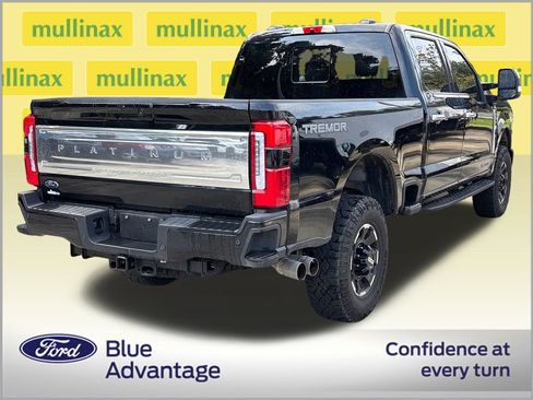Used 2025 Ford F250 Platinum w/ Platinum Plus Package AWD/4WD image 4