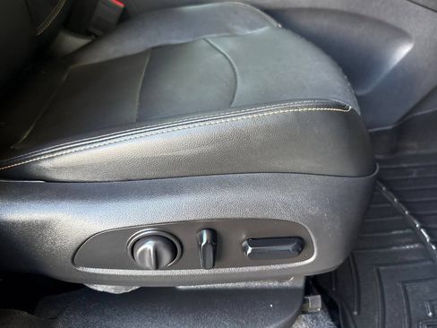 Used 2020 Chevrolet Equinox Premier AWD/4WD image 22