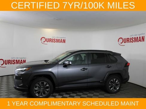Used 2022 Toyota RAV4 XLE Premium AWD/4WD image 4