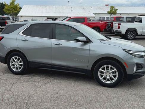 Certified 2024 Chevrolet Equinox LT w/ LPO, Floor Liner Package FWD image 2