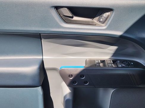 New 2026 Ford Maverick Lobo AWD/4WD image 23