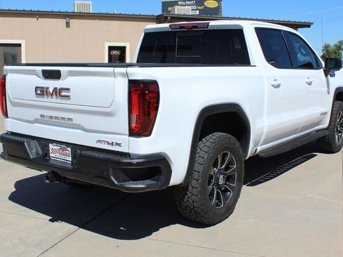 Used 2024 GMC Sierra 1500 AT4X AWD/4WD image 8