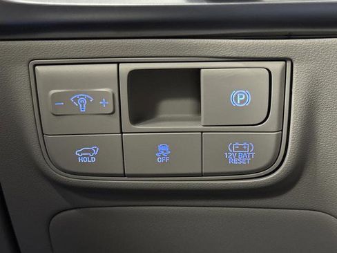 Used 2025 Hyundai Tucson Limited image 27