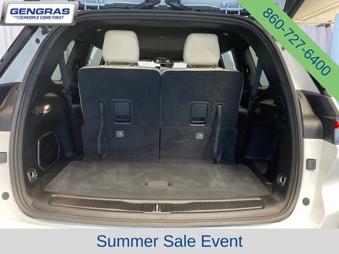 Used 2024 Jeep Grand Cherokee L Limited AWD/4WD image 36